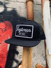 Load image into Gallery viewer, Fogtown - Trucker Patch  Hat (black)
