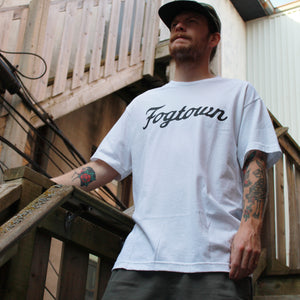 Fogtown - Script T-Shirt (white)